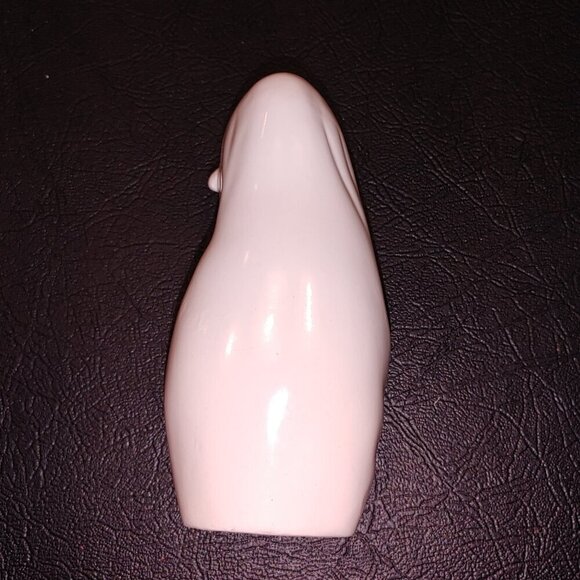 Praying Mother Mary/Madonna Ceramic Figurine - Picture 2 of 4